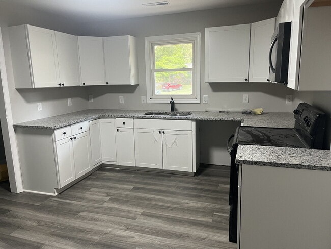 Photo - Newly Renovated 3-Bed Oasis with 2 Full Baths in Winston-Salem – Your Perfect Home Awaits!