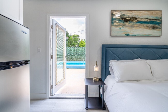 Photo - 935 SW 9th St Unidad ID1324004P