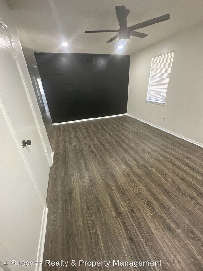 Photo - 4 br, 1 bath House - 519 N. Fifth