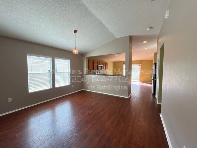 Photo - 395 Candlebark Dr