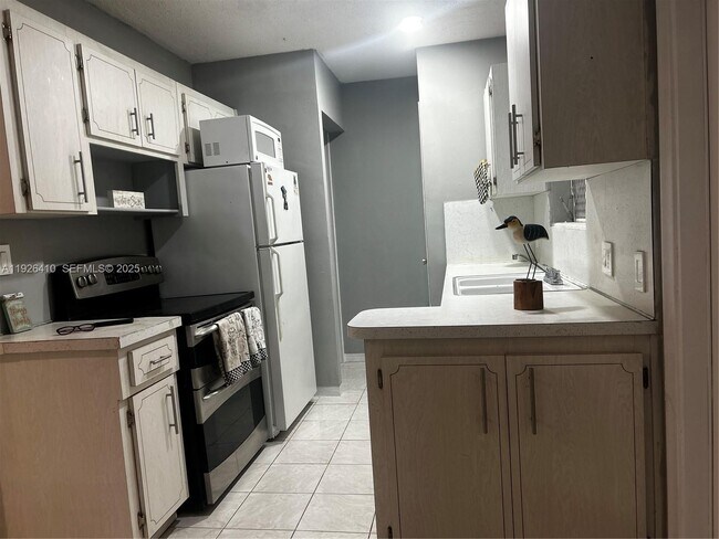 Photo - 2641 Polk St Unit 9