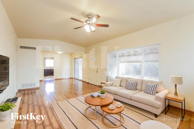 Photo - 4144 E Almeria Rd