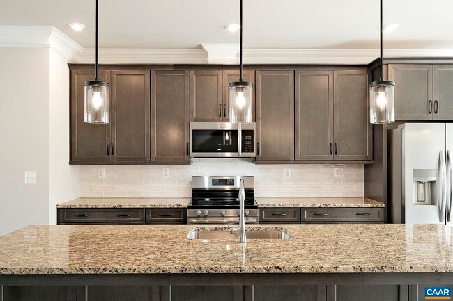4012 Talen Ln