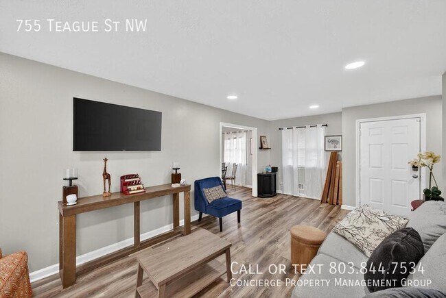 Photo - 755 Teague St NW
