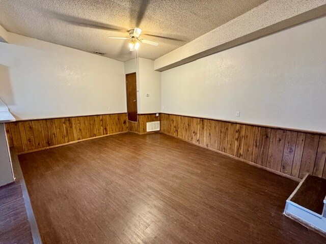 Photo - 920 N Leverett Ave Unit 829