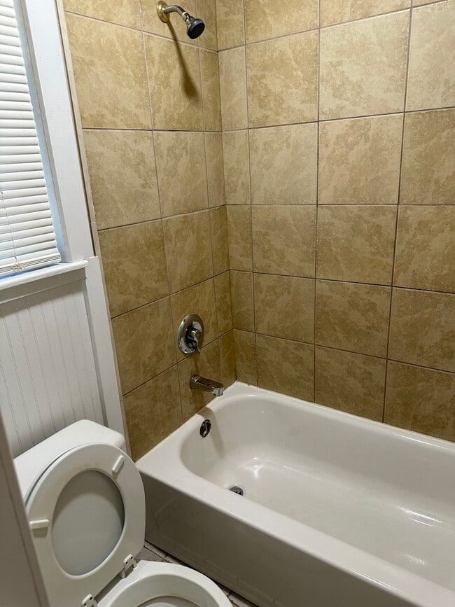 Photo - 1200 Woodruff St