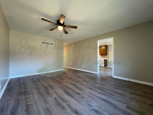 Photo - TOWNHOUSE IN BLUE SPRINGS!!!