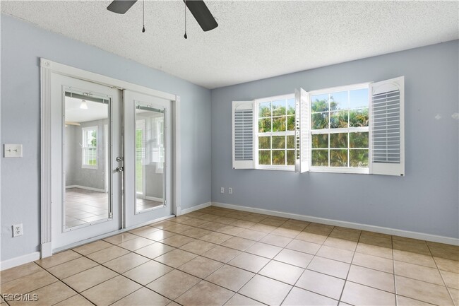 Photo - 4520 SE 11th Pl