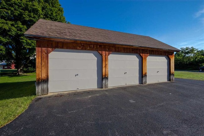 Left Bay Garage - 140 VT-15 Unit Furnished Month to Month