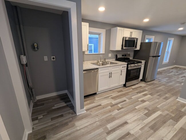 Photo - 19 Main St Unit 2nd Floor