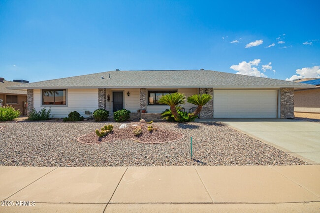 Building Photo - 12735 W Crystal Lake Dr Rental
