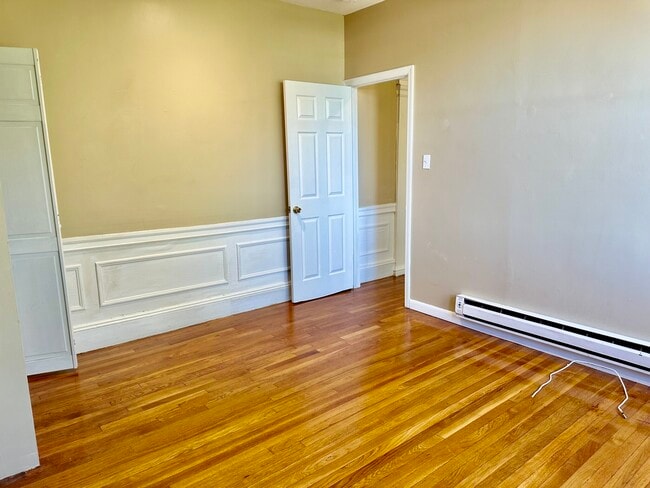 Photo - 74 Egmont St Unit 5