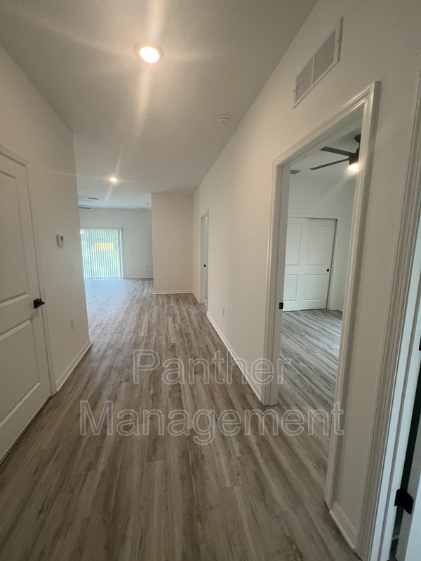 Photo - 4809 27th St SW