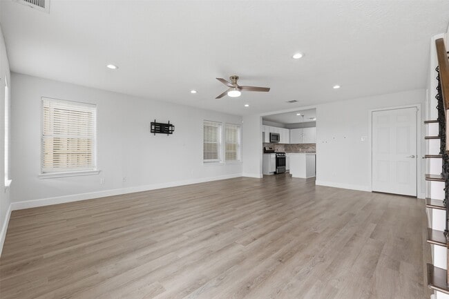 Photo - 9026 McGallion Rd