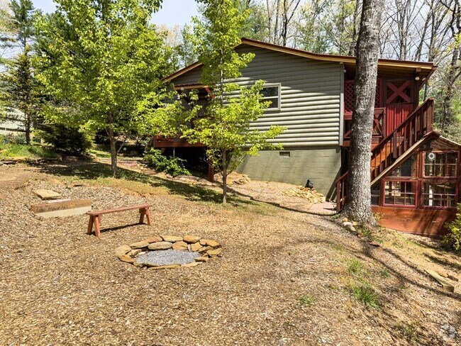 Building Photo - Fern Forest Cabin Rental