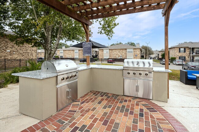 Outdoor Kitchen