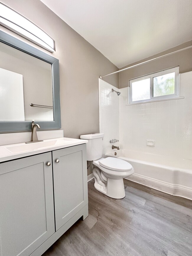 Photo - Sandalwood Apartments