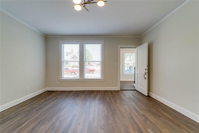 Photo - 715 S Jennings Ave