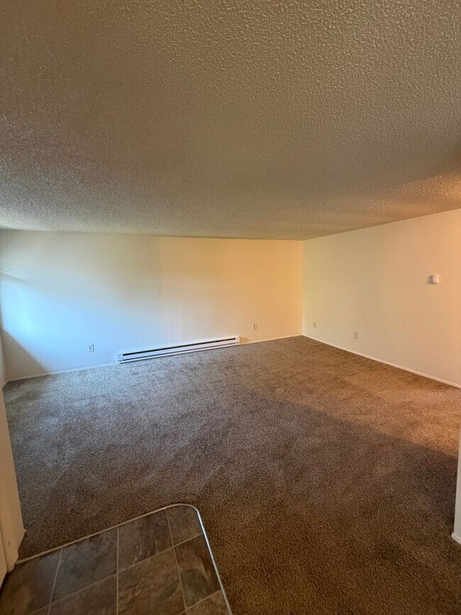 Photo - 455 SE Lilly Ave Unit 455-C (Up)