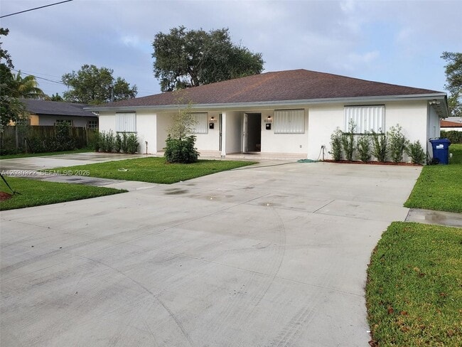 Photo - 10372 NW 10th Ave