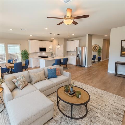 Building Photo - 605 Tidal Dr