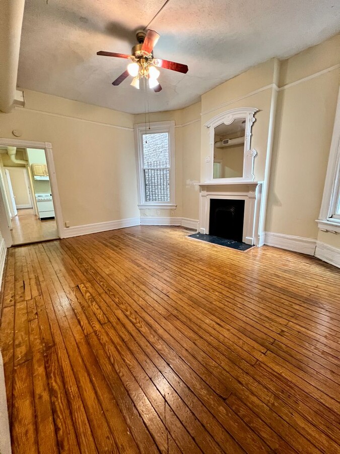 Photo - 12 E Main St