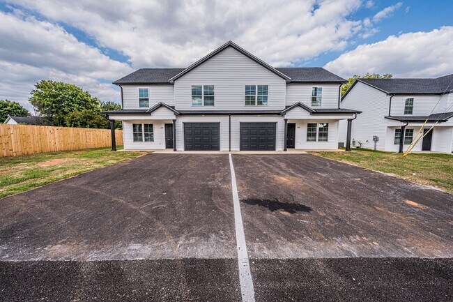 Photo - 237 Whispering Hills Blvd