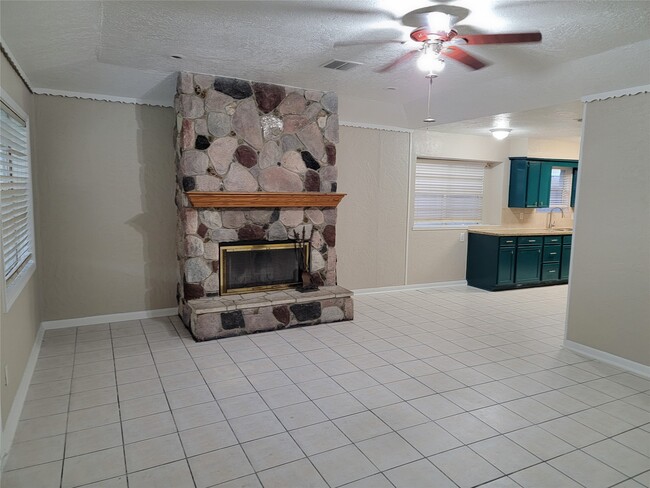 Photo - 14510 Roundstone Ln
