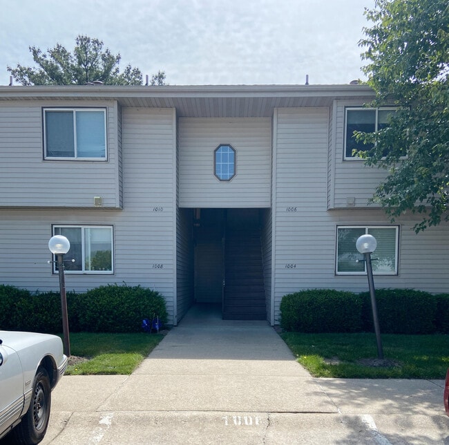 Photo - 1006 Kara Dr Townhome