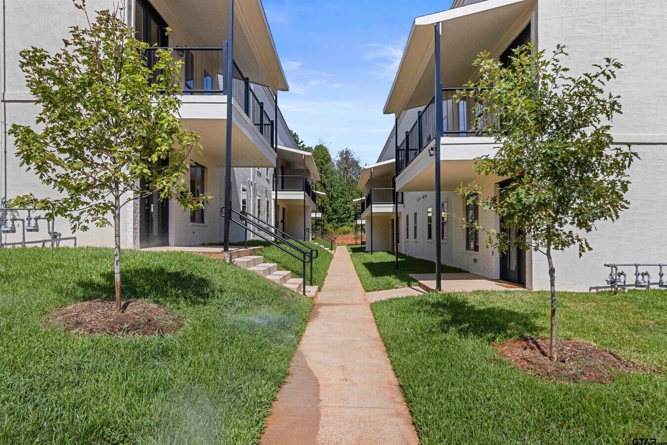 Photo - Centennial Parkway Townhomes