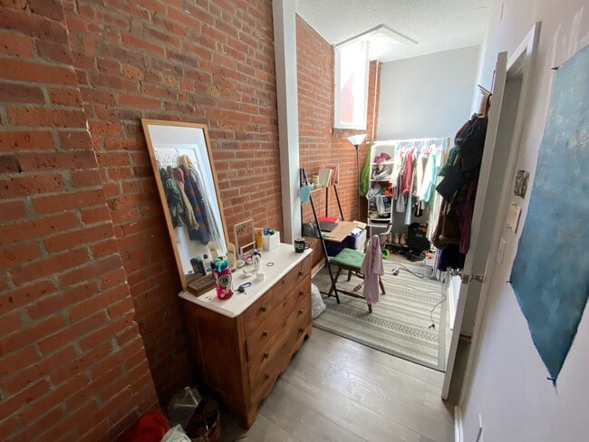 Photo - 65 Edgewood Ave Unit 1