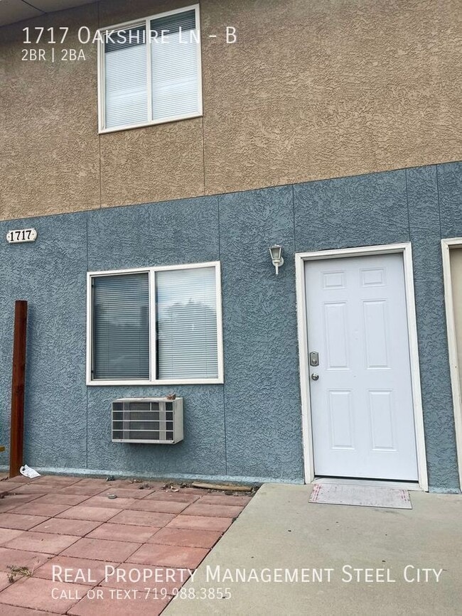 Building Photo - 1717 Oakshire Ln Unit B Rental