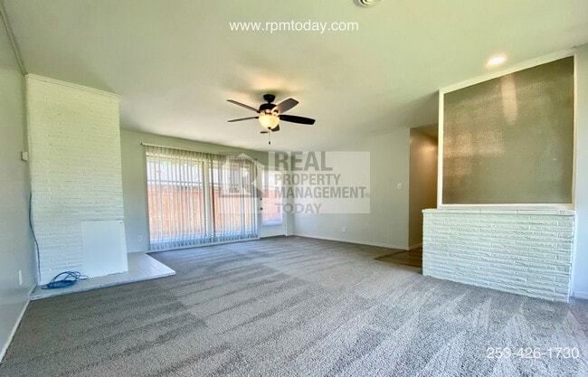 Photo - Charming 3 Bedroom Rambler in Tacoma!