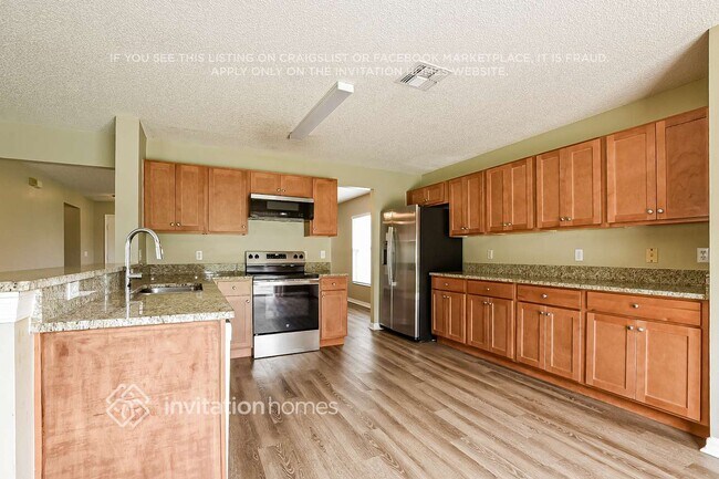 Photo - 932 Crystal Bay Ln