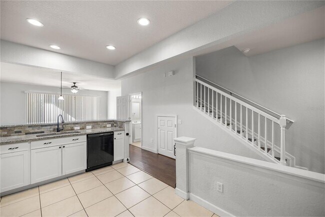Photo - 4947 SW 45th Cir