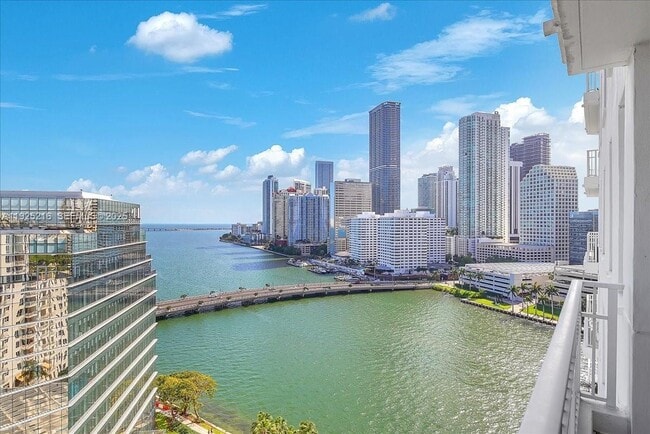 Photo - 701 Brickell Key Blvd Unidad 1911