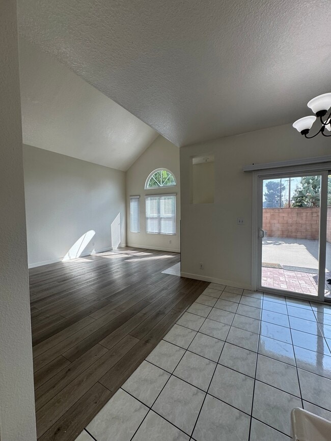 Photo - 7314 Laura Ln