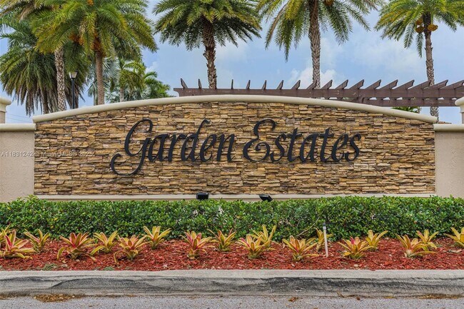 Photo - 11766 SW 154th Pl Casa