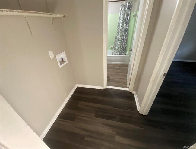 Photo - 1229 Karen Rd