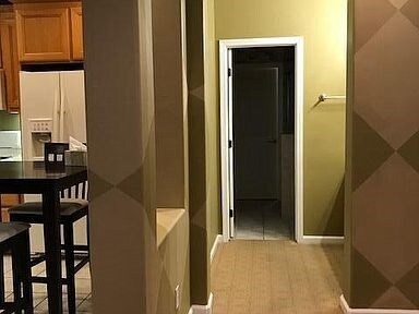 Corridor - 8520 Kern Ave