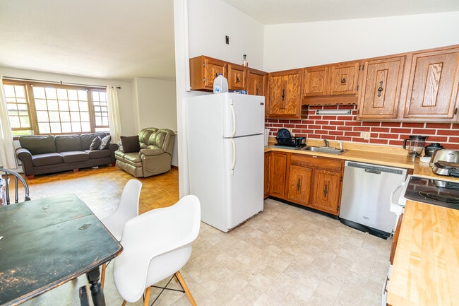 Photo - 1265 Sherman Ave