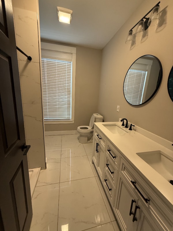 Photo - 466 Dayton St