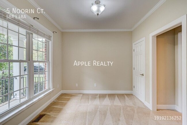 Photo - 5 Noorin Ct