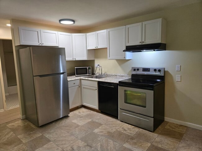 Photo - 131 N Main St Unit APT 10