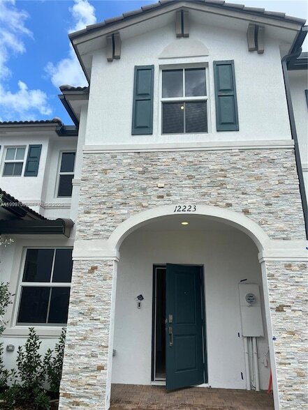 Building Photo - 12223 NW 23rd Pl