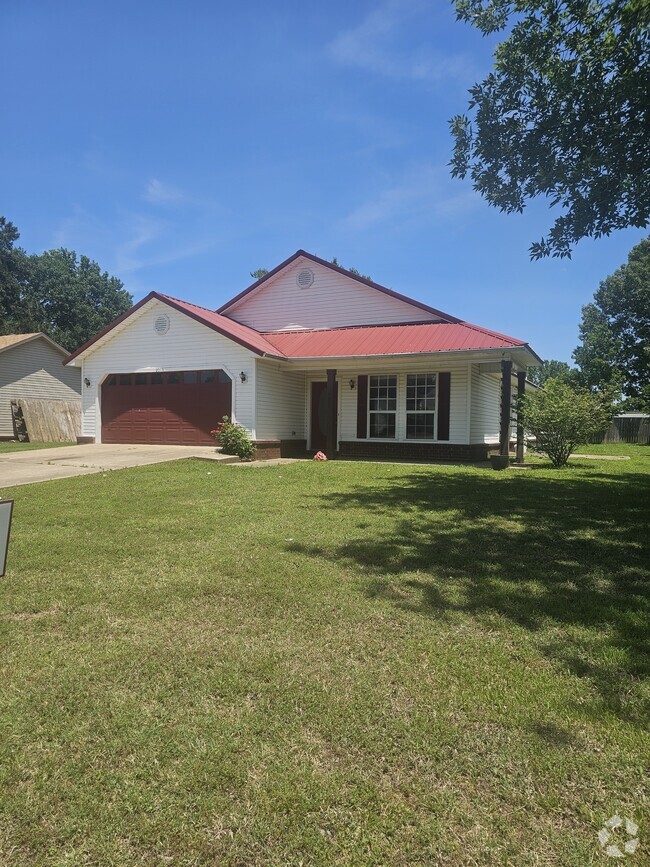 Building Photo - 2013 Cherrybark Bend Rental