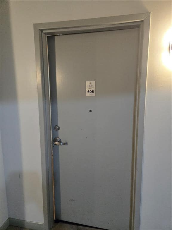 115 W Peachtree Pl NW Unit 605
