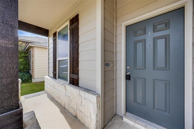 Photo - 524 Coffee Berry Dr