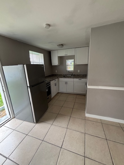1064 N Tamiami Trl