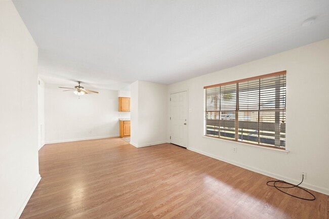 Photo - 2828 61st St Unit 202